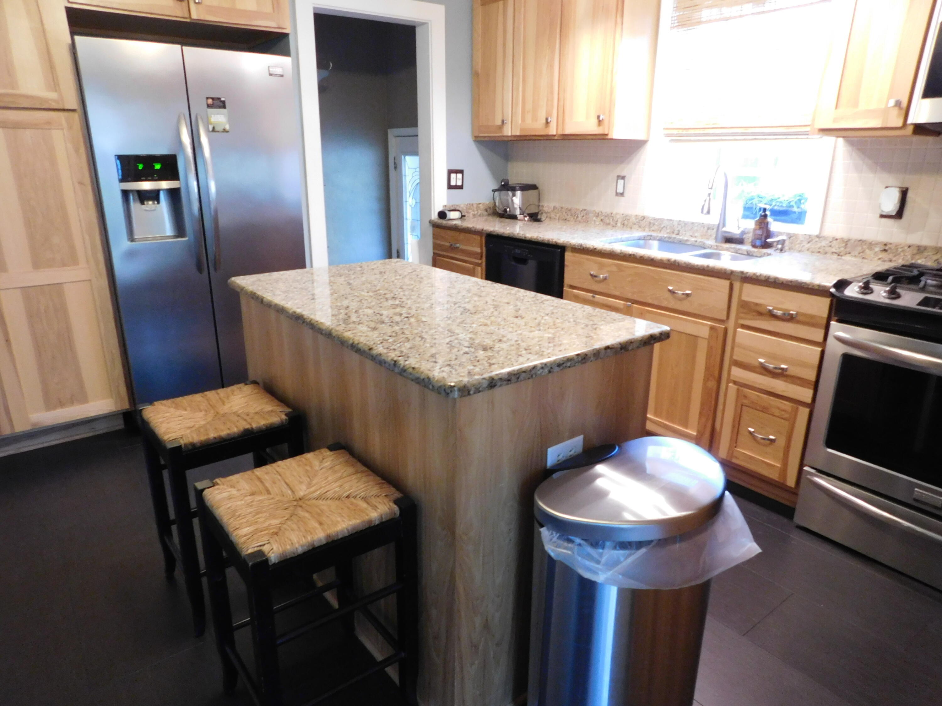 809 Tomahawk Lane Niles, MI 49120 - Photo 3 of 25 DSCN1968