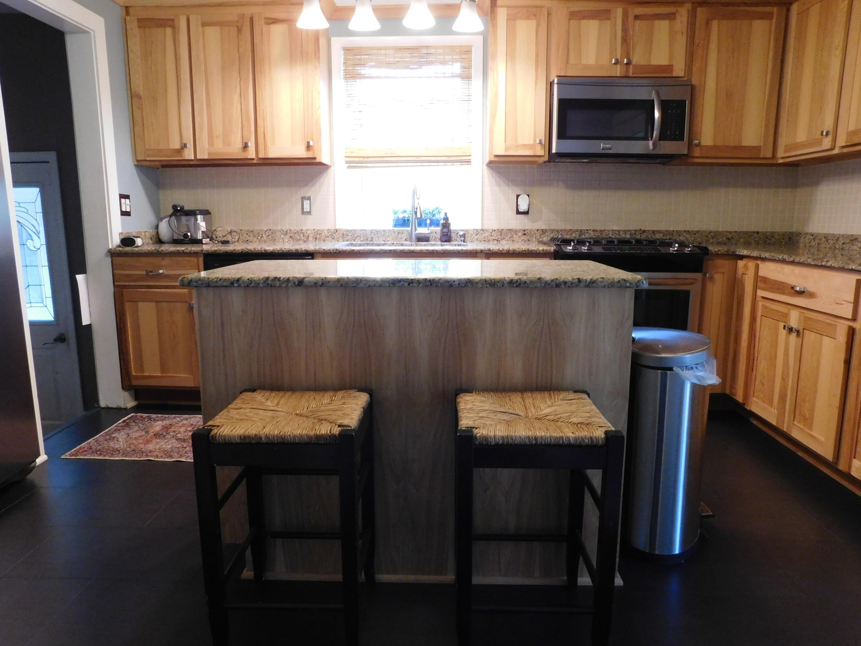 809 Tomahawk Lane Niles, MI 49120 - Photo 4 of 25 DSCN1967 (2)