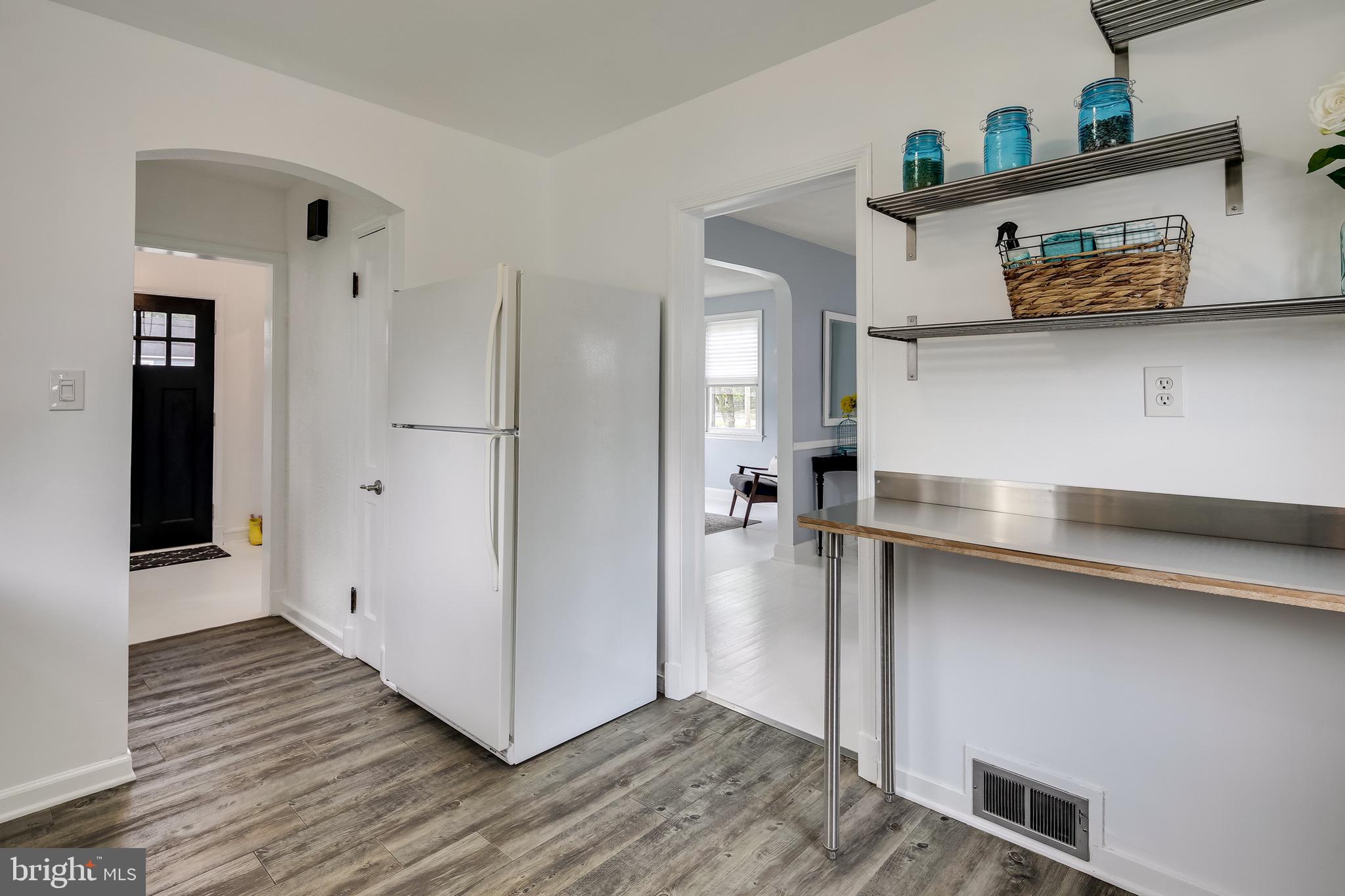 1250 Elm Road Halethorpe, MD 21227 - Photo 10 of 27 Kitchen