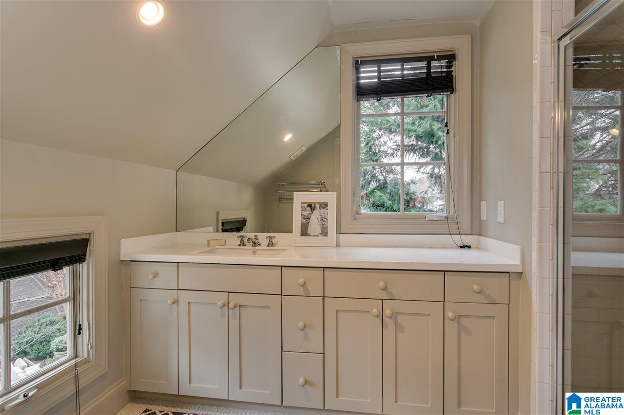 25 Clarendon Road Birmingham, AL 35213 - Photo 37 of 48
