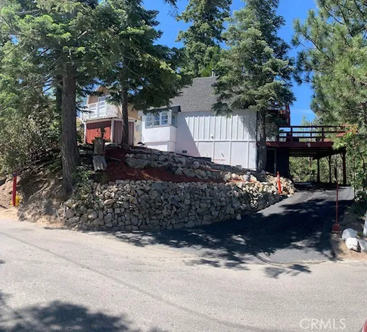 $471,000 | 26325 Lake Forest Drive, Twin Peaks, CA 92391
