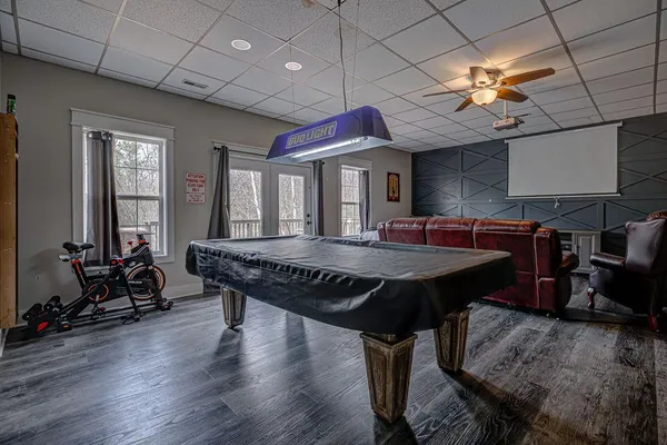 $359,900 | 1648 Brookridge Cir Drive, Lawrenceburg, IN 47025