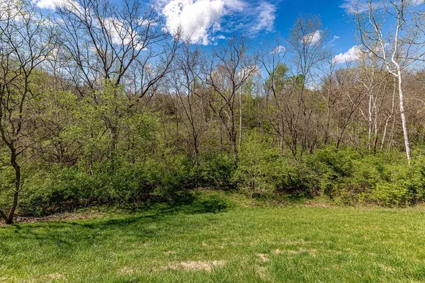 $359,900 | 1648 Brookridge Cir Drive, Lawrenceburg, IN 47025