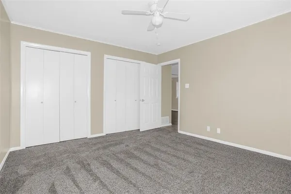$1,595 | 508 West Baylor Street, Unit B, Ennis, TX 75119