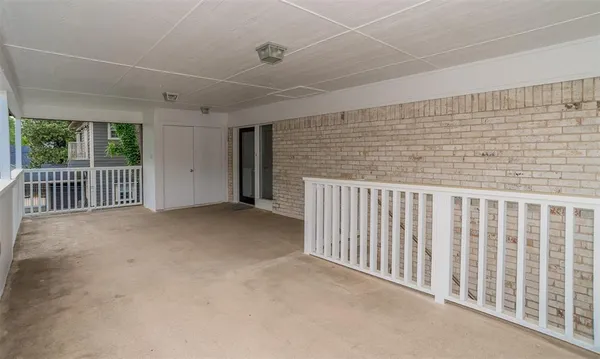 $1,595 | 508 West Baylor Street, Unit B, Ennis, TX 75119