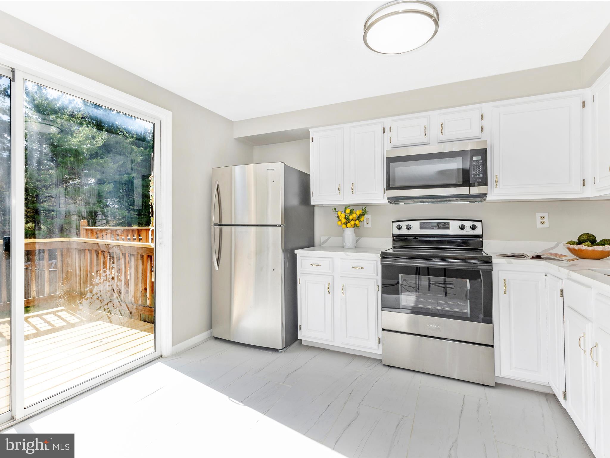 2213 Riding Crop Way Baltimore, MD 21244 - Photo 16 of 56 Kitchen