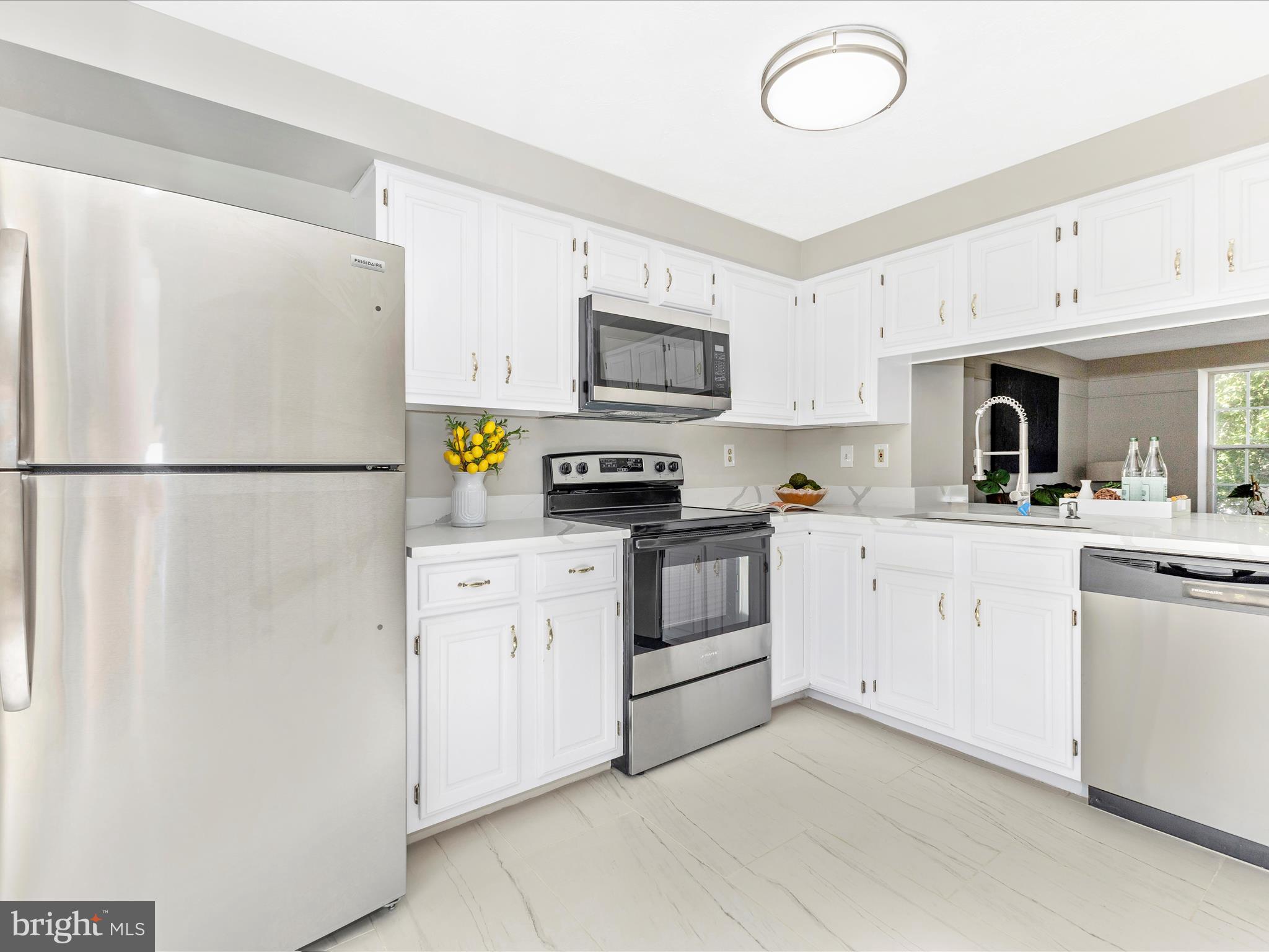 2213 Riding Crop Way Baltimore, MD 21244 - Photo 21 of 56 Kitchen