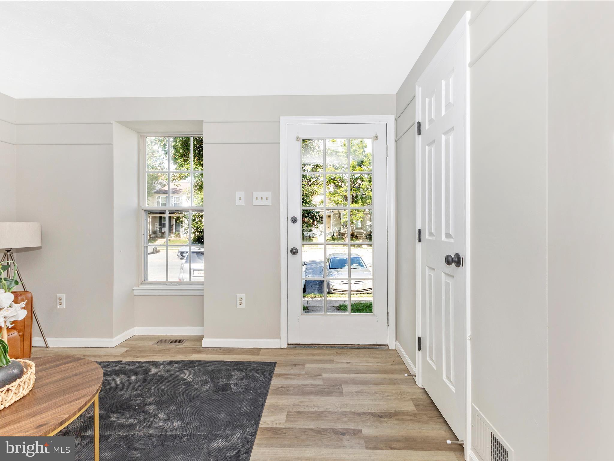 2213 Riding Crop Way Baltimore, MD 21244 - Photo 3 of 56 Foyer