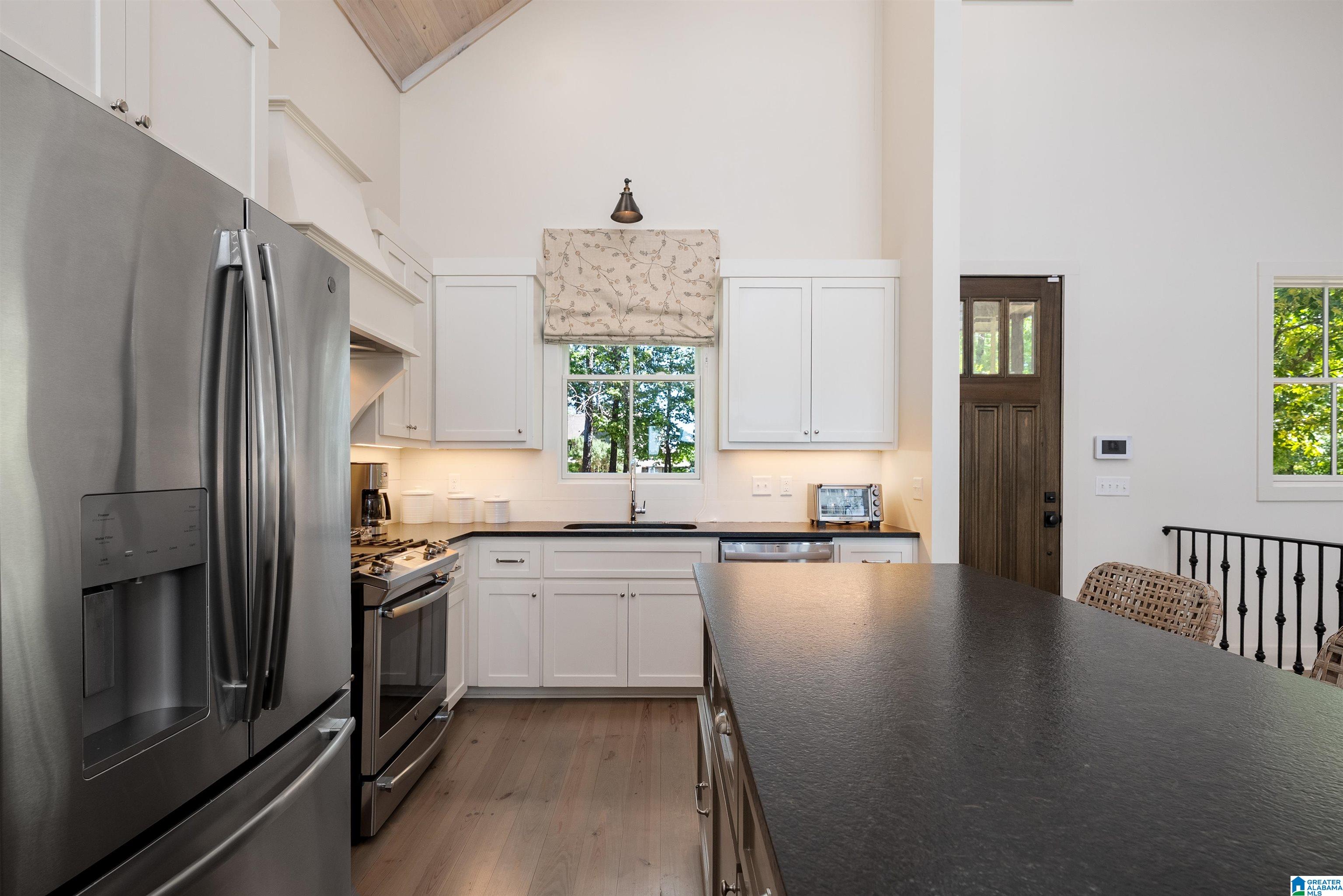 118 Canoe Point Eclectic, AL 36024 - Photo 16 of 60