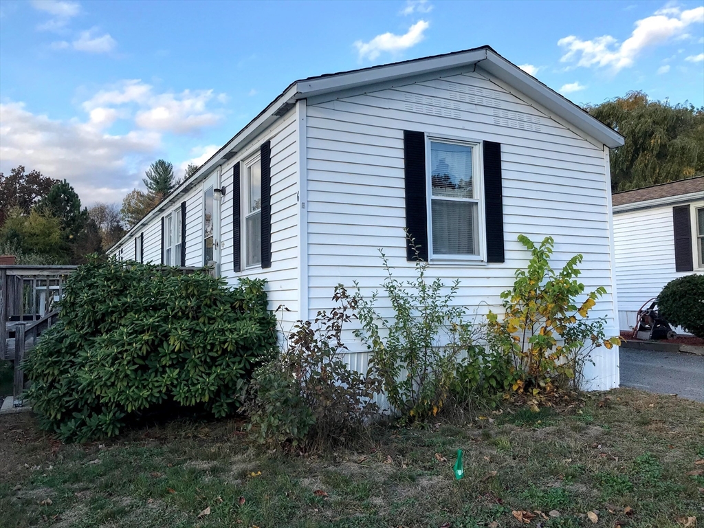 25 Groton School Road, Unit 6 Ayer, MA 01432 - Photo 2 of 10