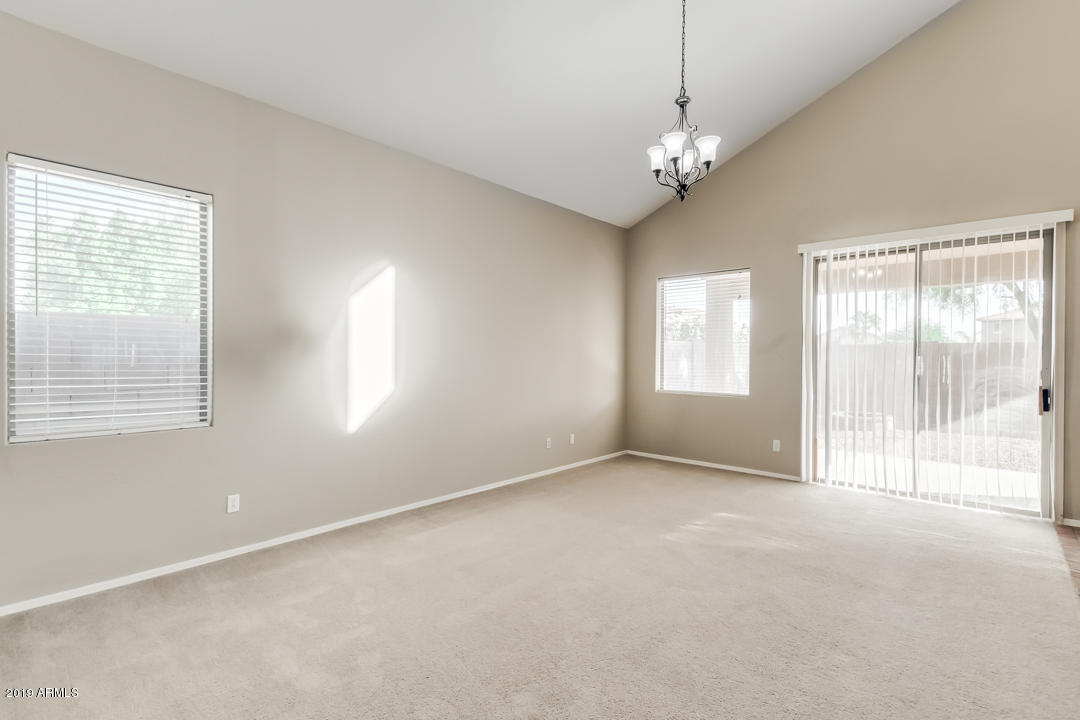 15917 West Calavar Road Surprise, AZ 85379 - Photo 13 of 40 08 - Calavar