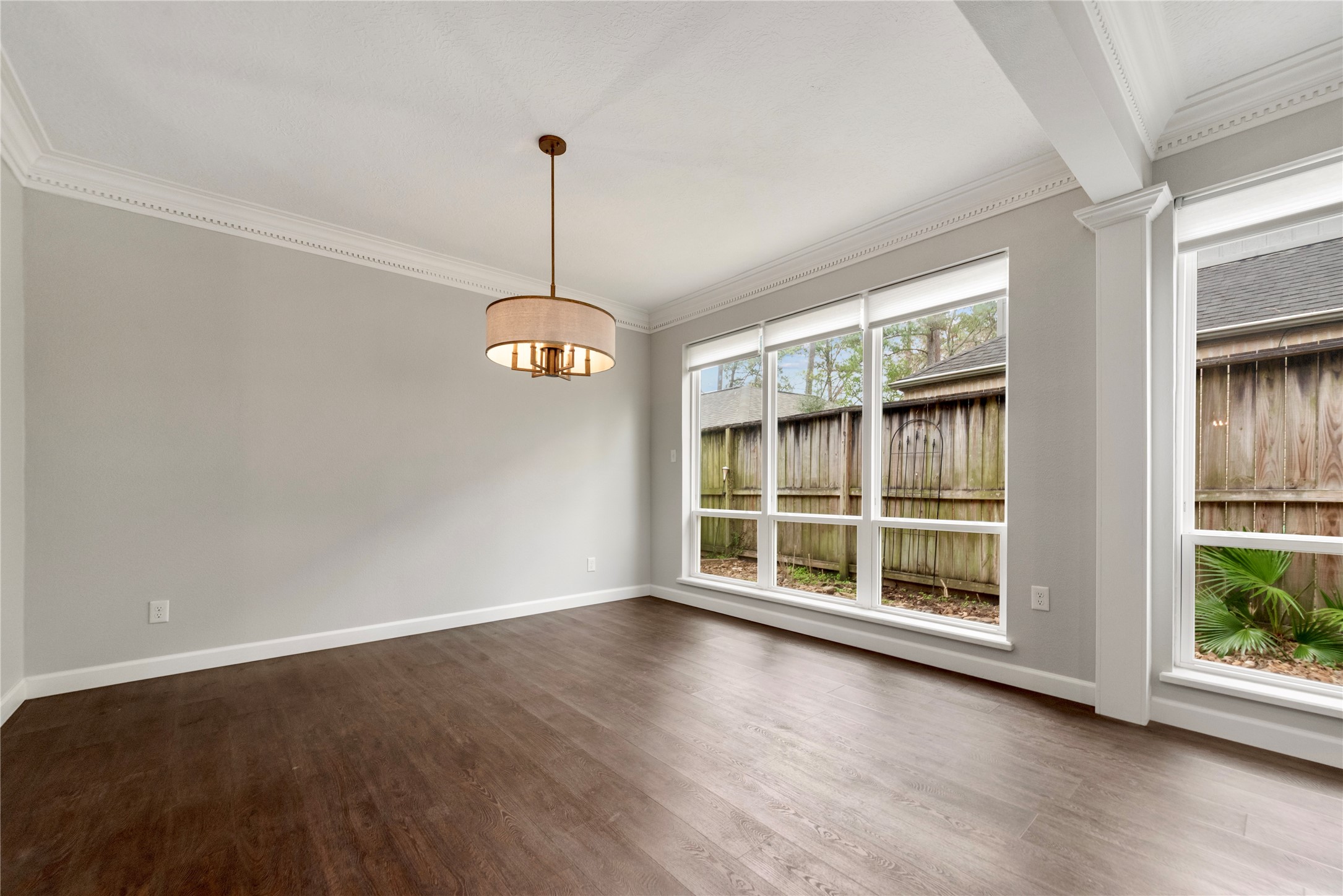 3206 Laurel Point Court Houston, TX 77339 - Photo 11 of 25