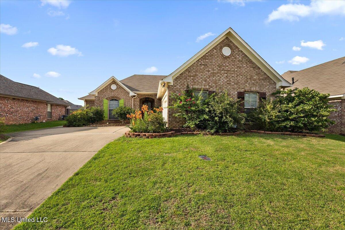 341 Austin Circle Brandon, MS 39047 - Photo 1 of 29 01-3HTP8774