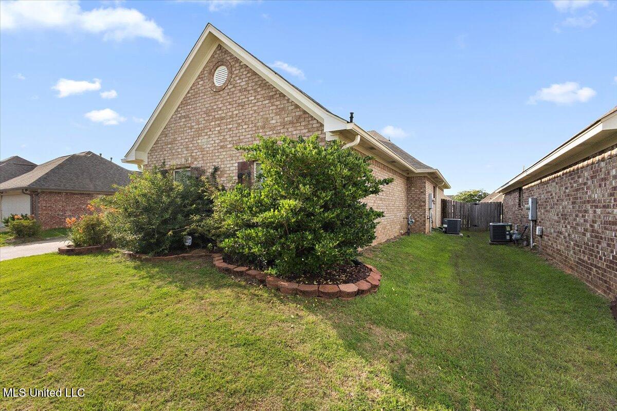 341 Austin Circle Brandon, MS 39047 - Photo 2 of 29 02-3HTP8777