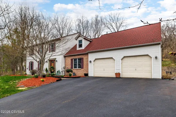 $595,000 | 25 Wildwood Road, Danville, PA 17821