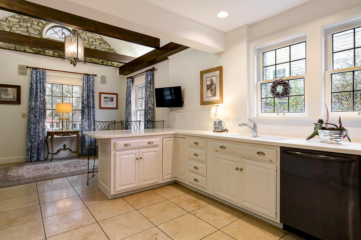 1902 Tremont Road Upper Arlington, OH 43212 - Photo 15 of 53