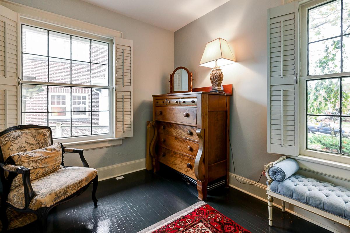 1902 Tremont Road Upper Arlington, OH 43212 - Photo 23 of 53