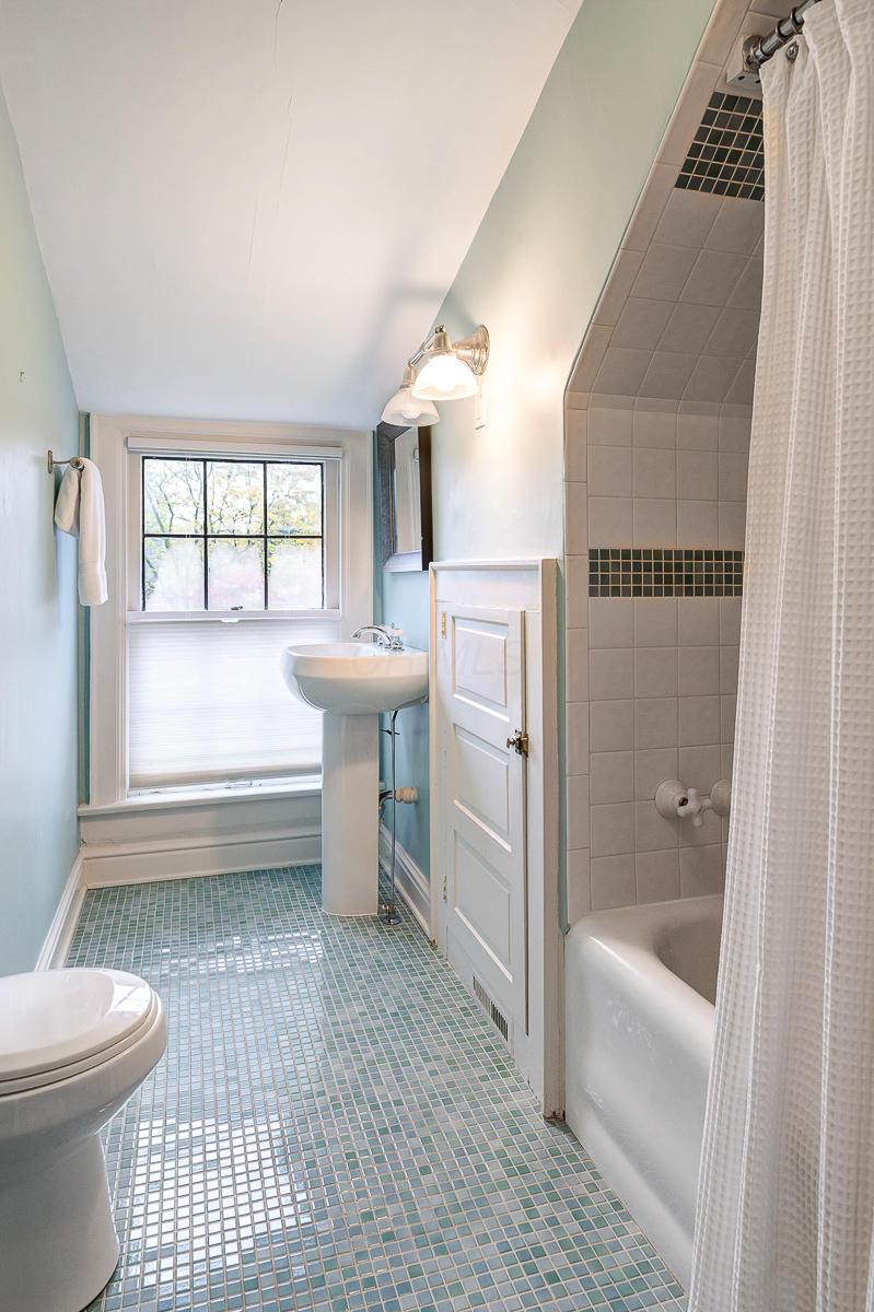 1902 Tremont Road Upper Arlington, OH 43212 - Photo 34 of 53