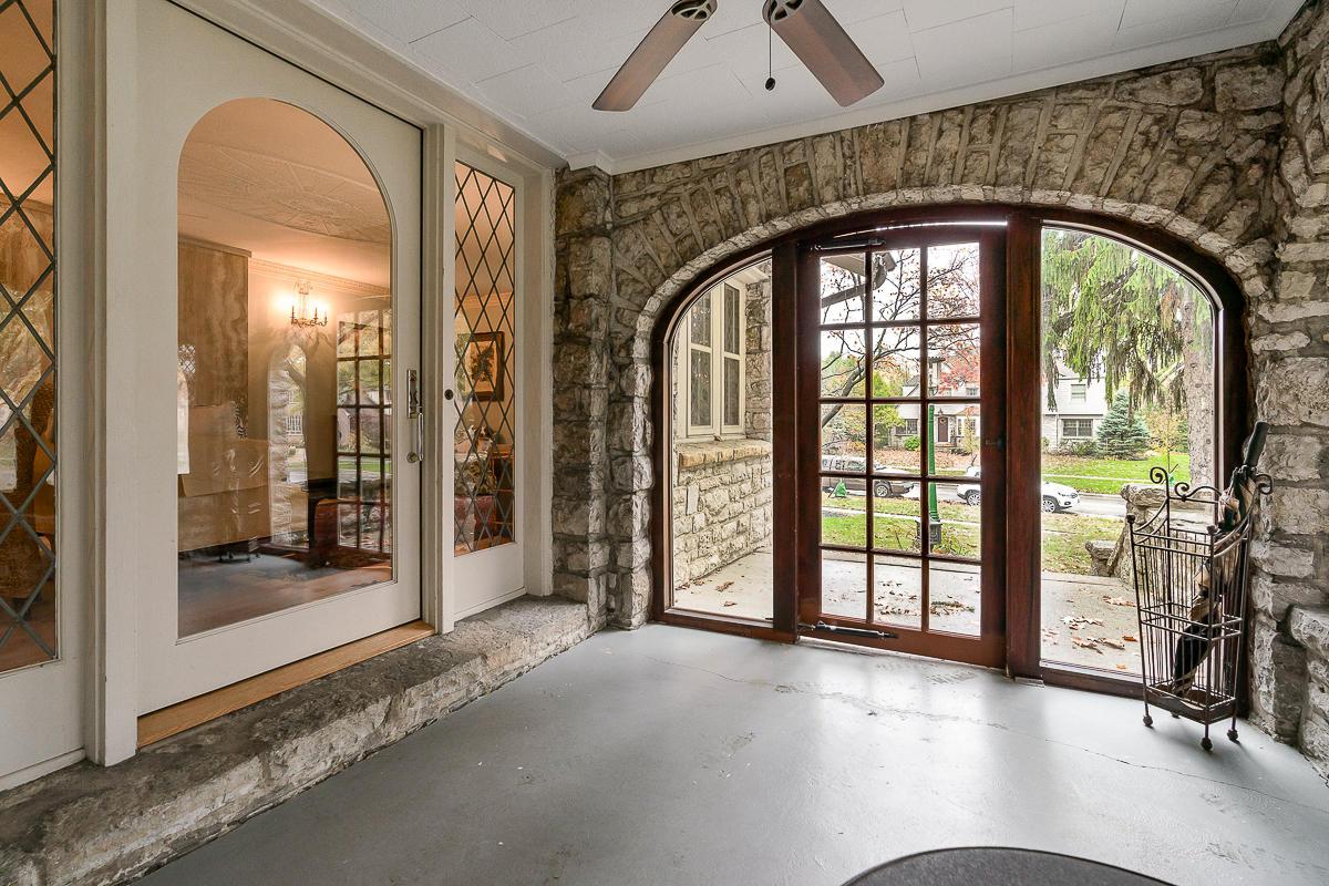 1902 Tremont Road Upper Arlington, OH 43212 - Photo 45 of 53