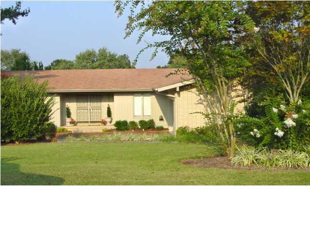 226 Masters Road East Hixson, TN 37343 - Photo 1 of 9 Primary Photo