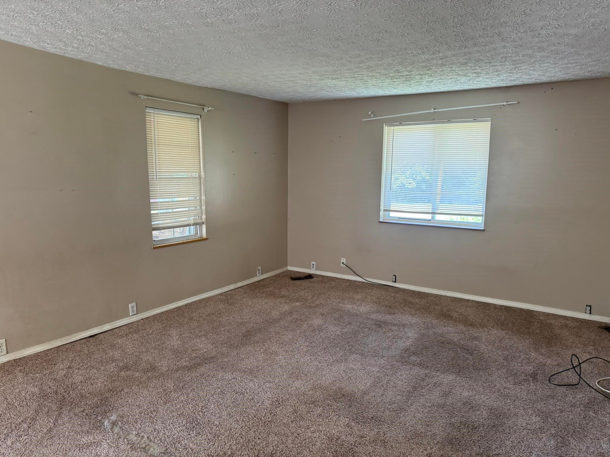1424 Harvey Road Huntington, WV 25701 - Photo 4 of 17 Gallery Image 4