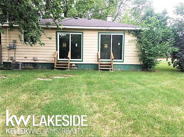 2511 Hessel Avenue Rochester, MI 48307 - Photo 10 of 12 31326608-9.JPG