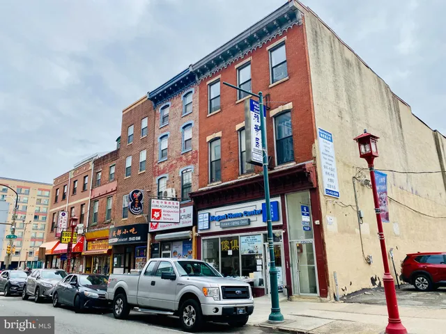 $1,800 | 910 Arch Street, Unit 2F, Philadelphia, PA 19107