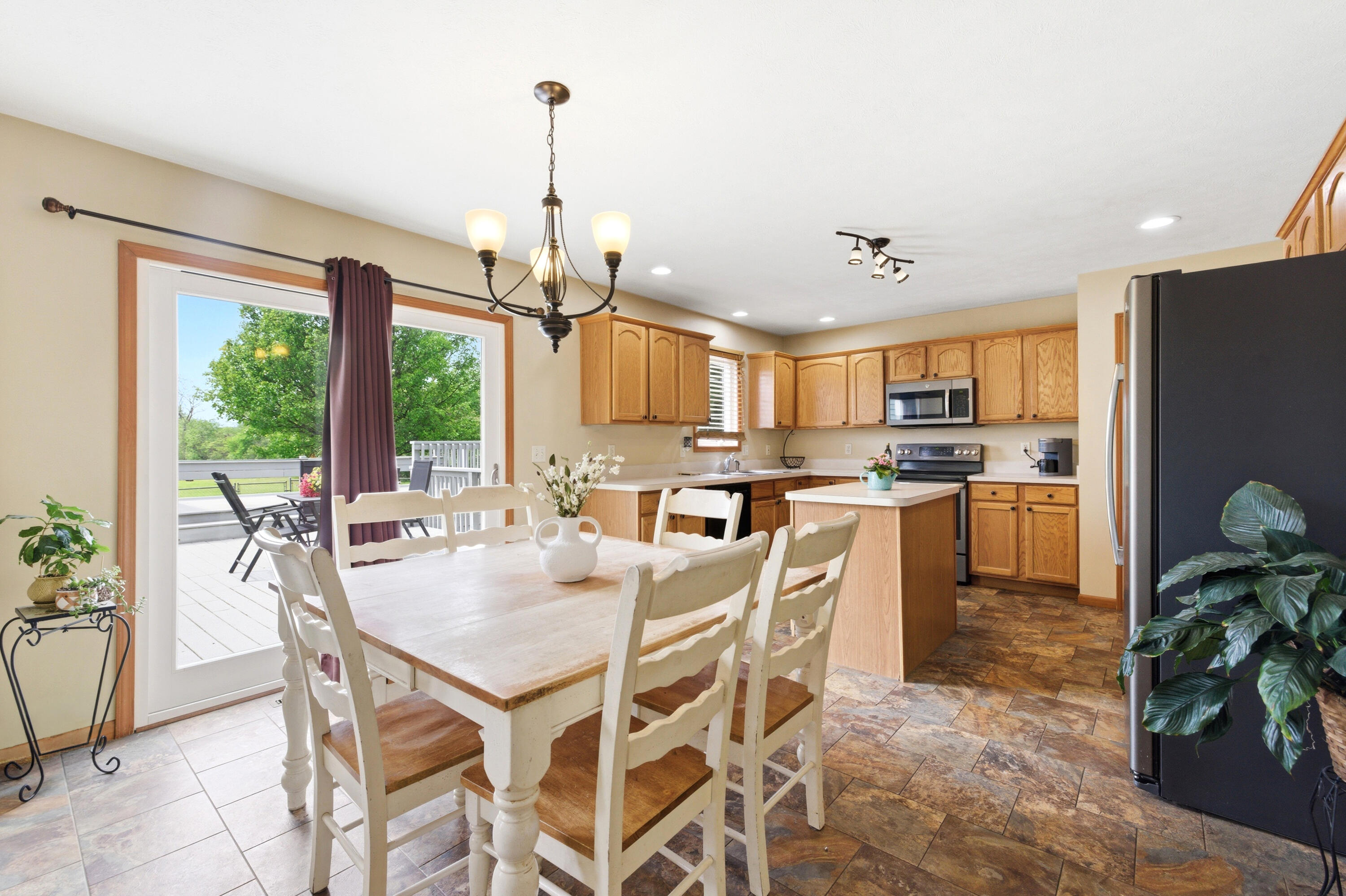 11226 Snow Road Bridgman, MI 49106 - Photo 12 of 39 Kitchen
