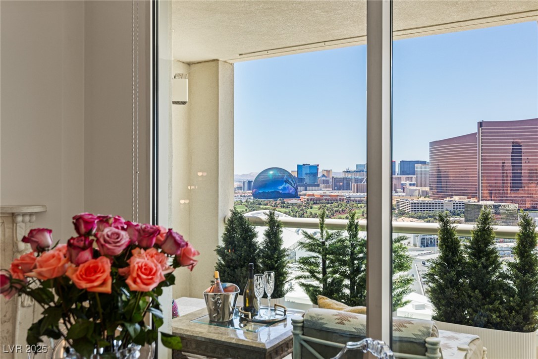 2877 Paradise Road, Unit 2502 Las Vegas, NV 89109 - Photo 11 of 99 Day