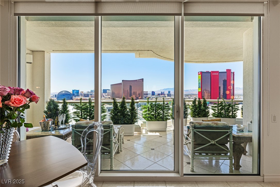 2877 Paradise Road, Unit 2502 Las Vegas, NV 89109 - Photo 13 of 99 Day
