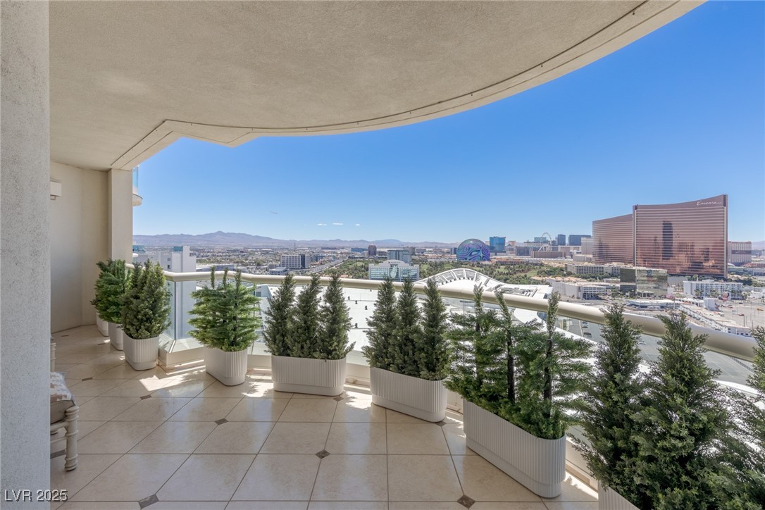 2877 Paradise Road, Unit 2502 Las Vegas, NV 89109 - Photo 18 of 99 Day