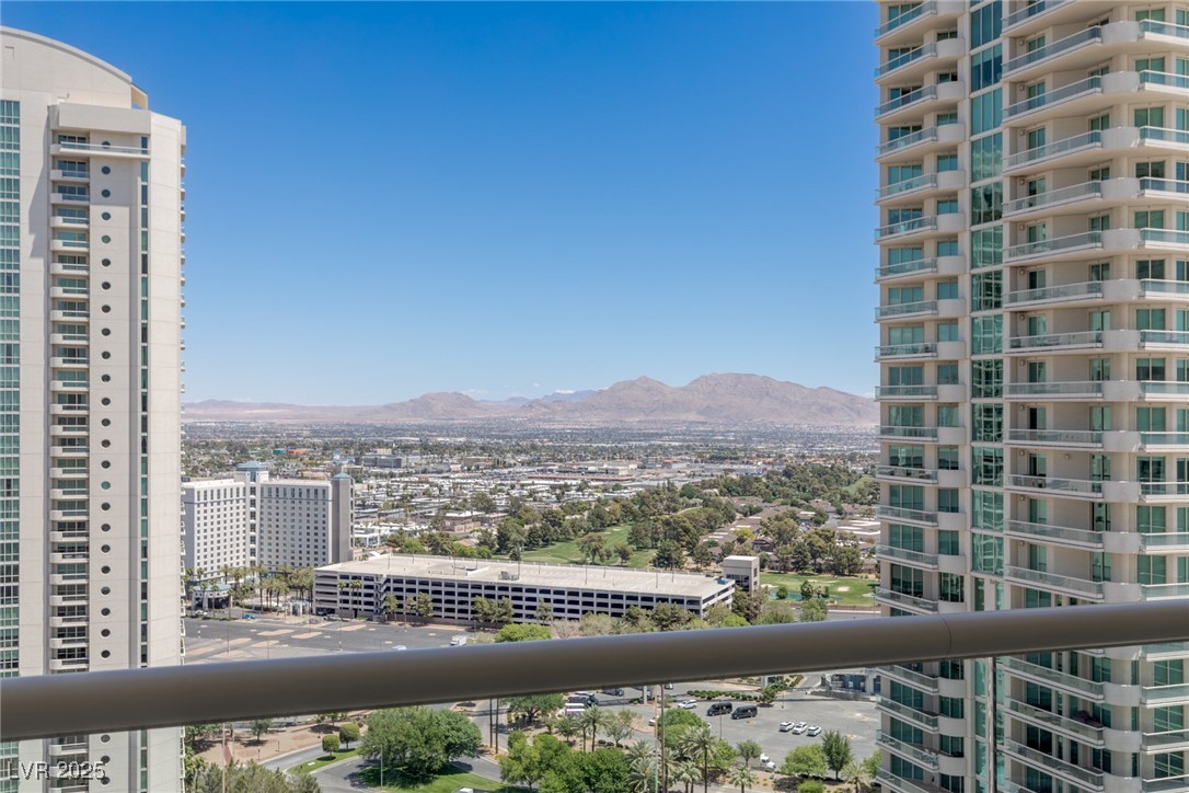 2877 Paradise Road, Unit 2502 Las Vegas, NV 89109 - Photo 60 of 99 Day