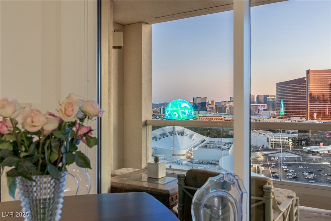 2877 Paradise Road, Unit 2502 Las Vegas, NV 89109 - Photo 83 of 99 Sunset