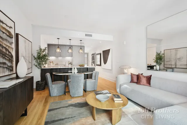 $1,900,000 | 218 West 103rd Street, Unit 6H | Upper West Side