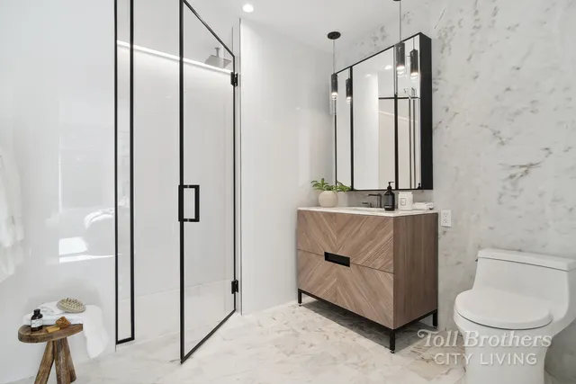 $1,900,000 | 218 West 103rd Street, Unit 6H | Upper West Side