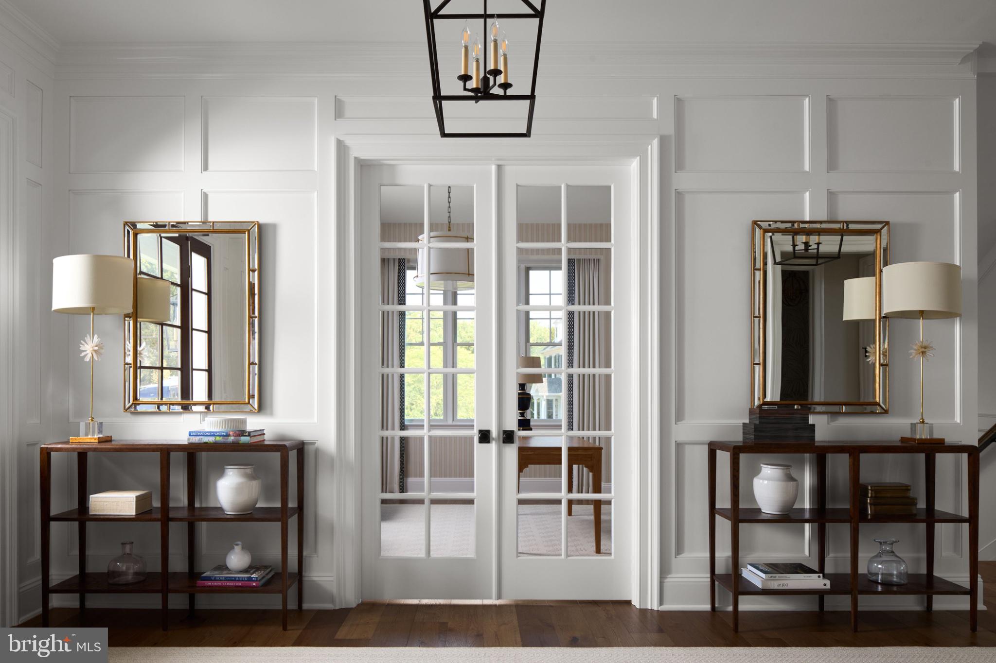 2 Walnut Avenue Wayne, PA 19087 - Photo 10 of 20 Elegant entryway with classic charm.