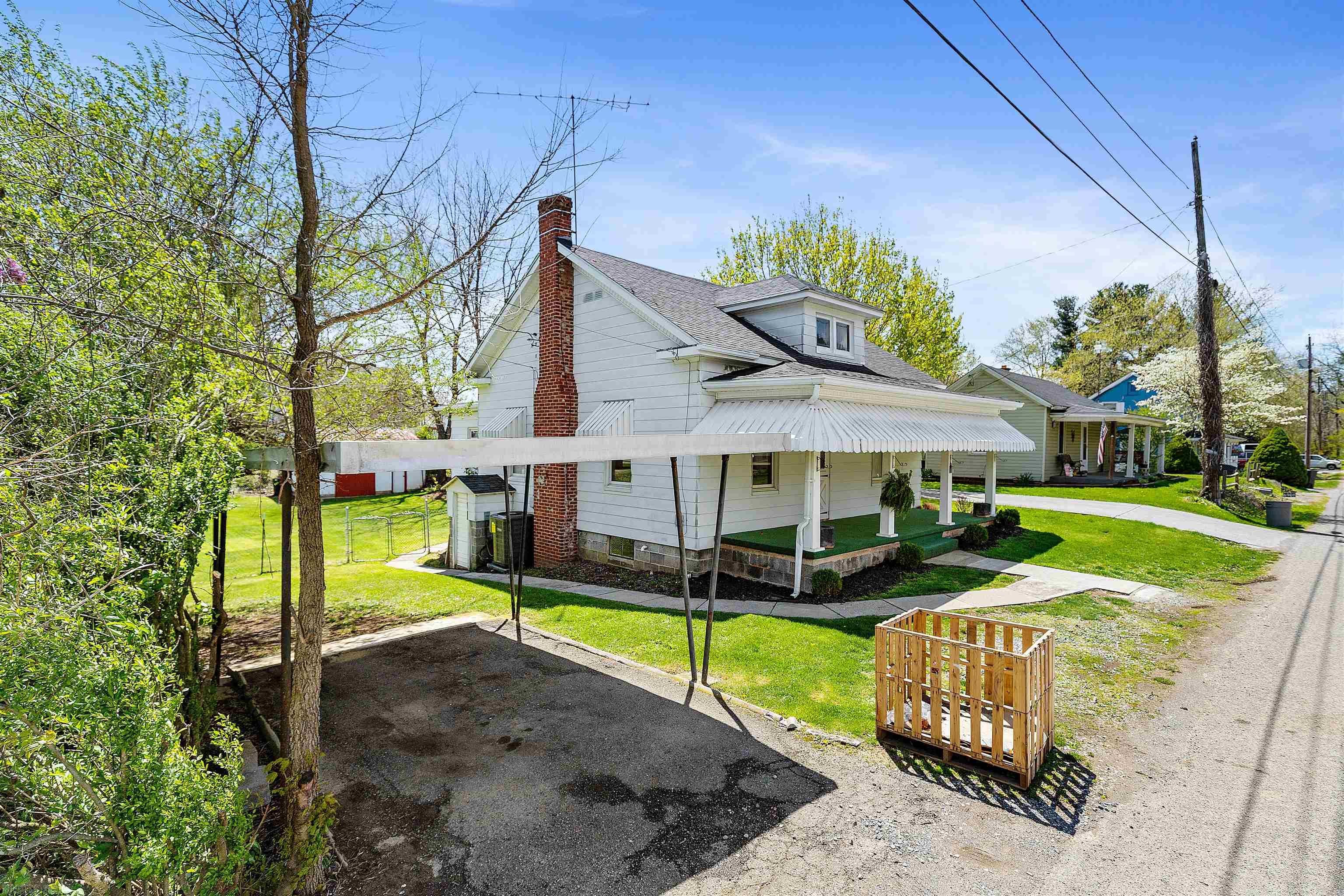 6912 Depot Road Radford, VA 24141 - Photo 12 of 34 Gallery Image 12