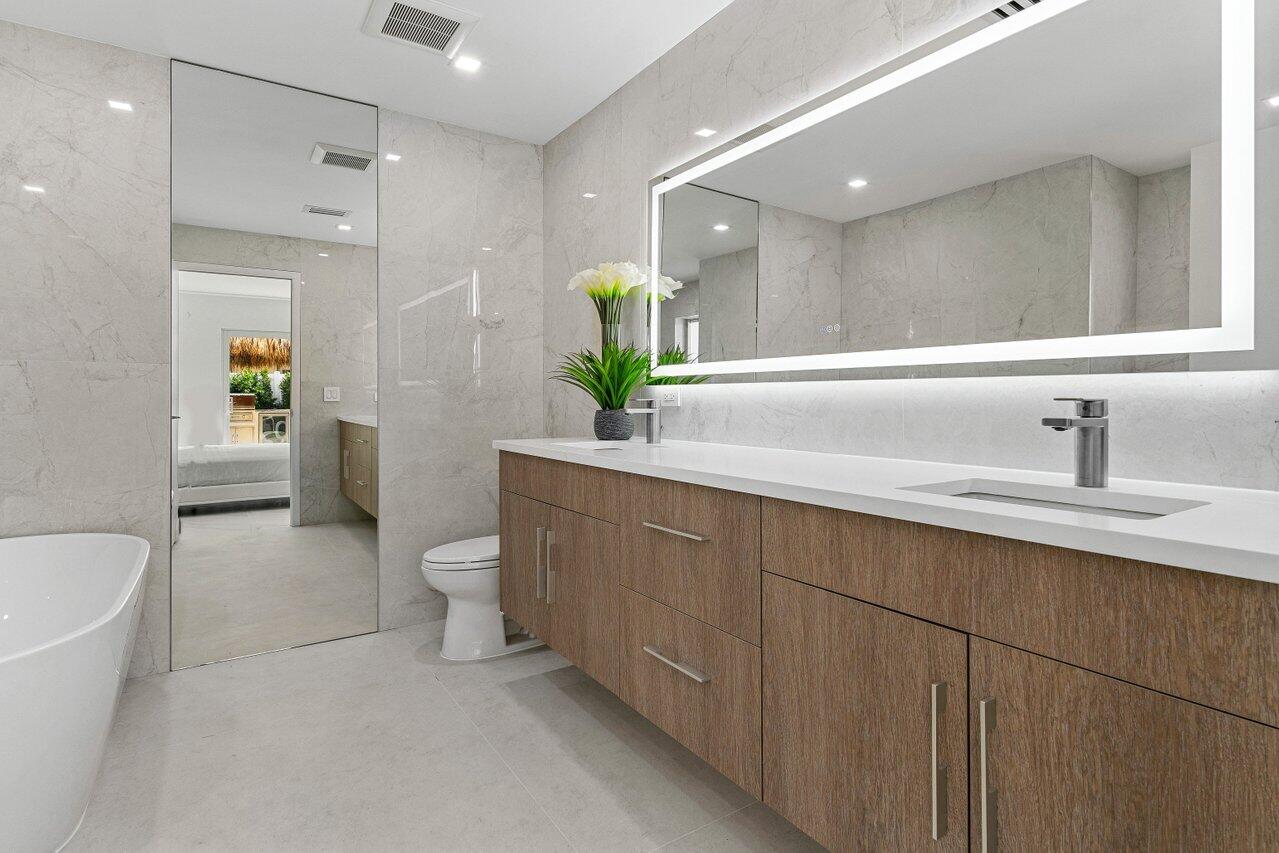 902 Southwest 27th Place Boynton Beach, FL 33435 - Photo 18 of 52 017-902Southwest27thPlace-BoyntonBeach-F