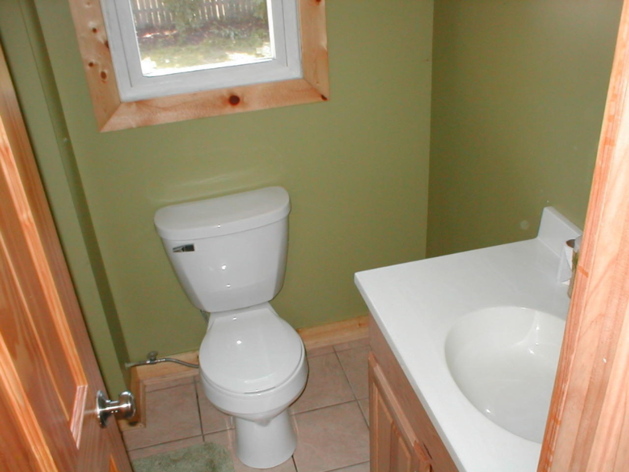 237 River Rd 002