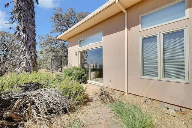 $439,000 | 9018 Winding Way, Oregon House, CA 95962