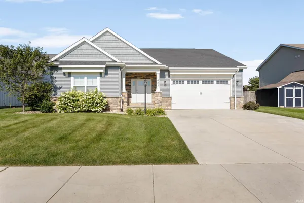 $474,900 | 421 Shepherds Way, Osceola, IN 46561