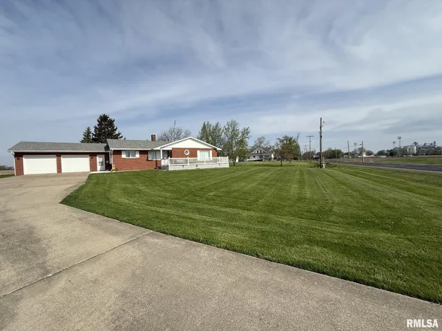 $150,000 | 600 South Main Street, Roseville, IL 61473
