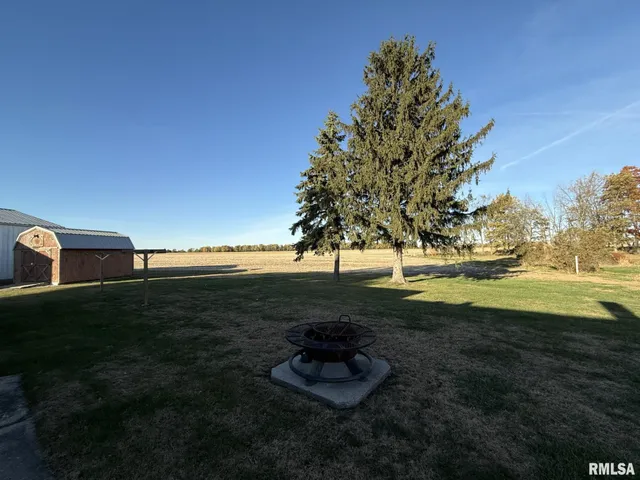 $145,000 | 600 South Main Street, Roseville, IL 61473