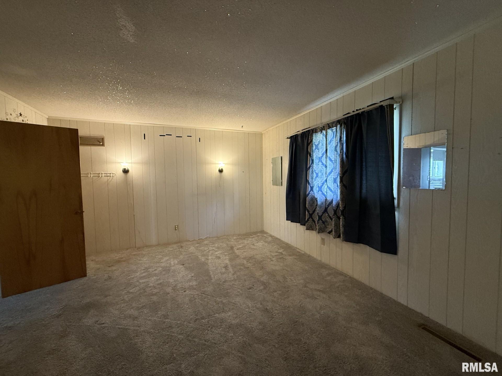 600 South Main Street Roseville, IL 61473 - Photo 46 of 68