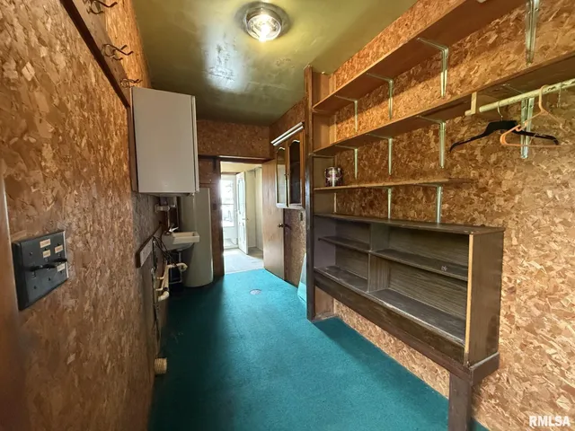 $145,000 | 600 South Main Street, Roseville, IL 61473