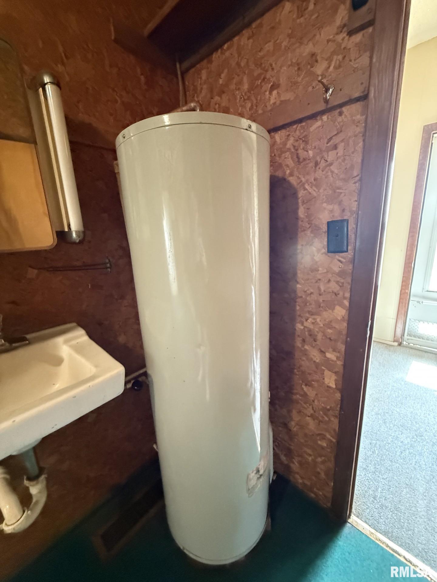 600 South Main Street Roseville, IL 61473 - Photo 62 of 68