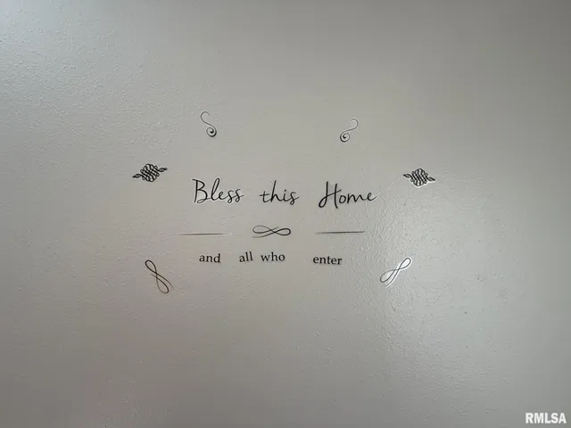 $150,000 | 600 South Main Street, Roseville, IL 61473