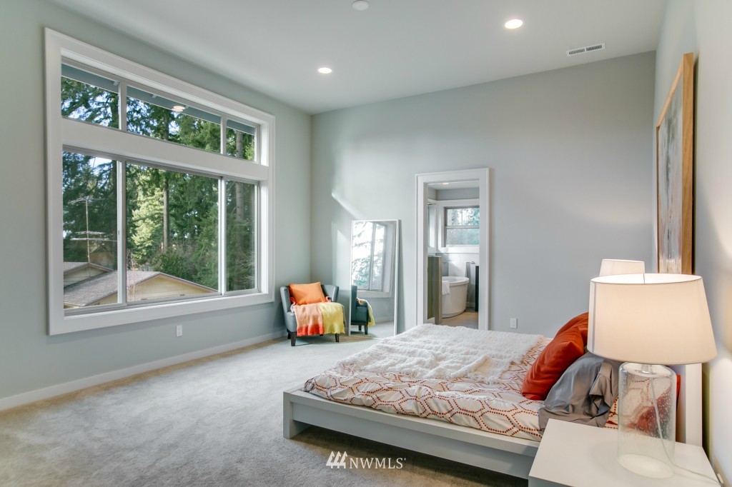 3517 Northeast 6th Court Renton, WA 98056 - Photo 22 of 25 Gallery Image 22