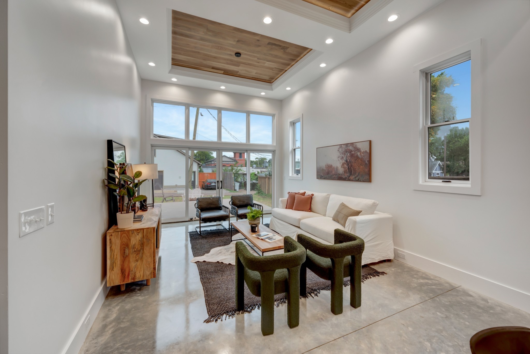 1702 Russell Street Nashville, TN 37206 - Photo 6 of 35