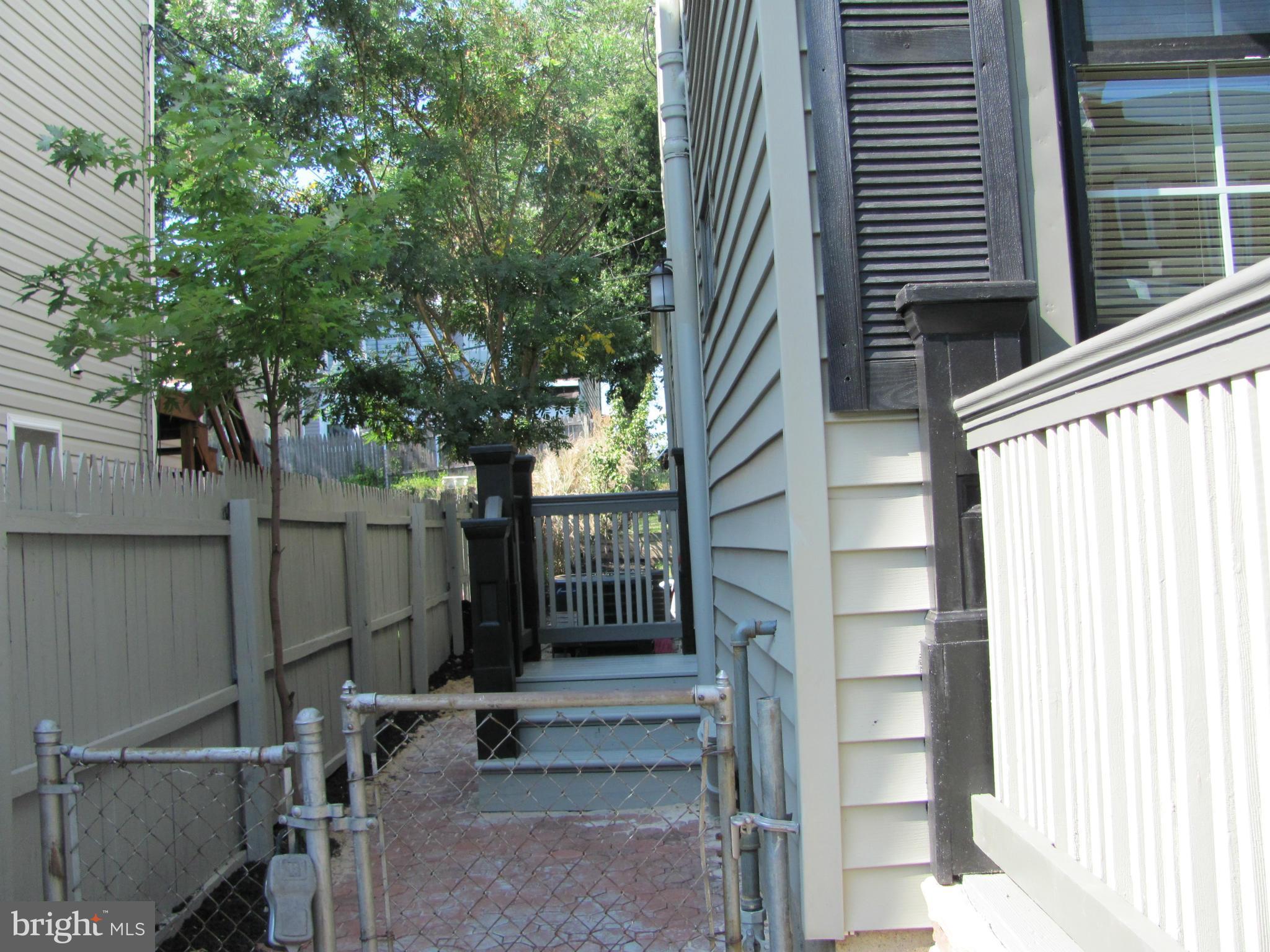 1222 Union Avenue Baltimore, MD 21211 - Photo 12 of 26 Exterior (General)